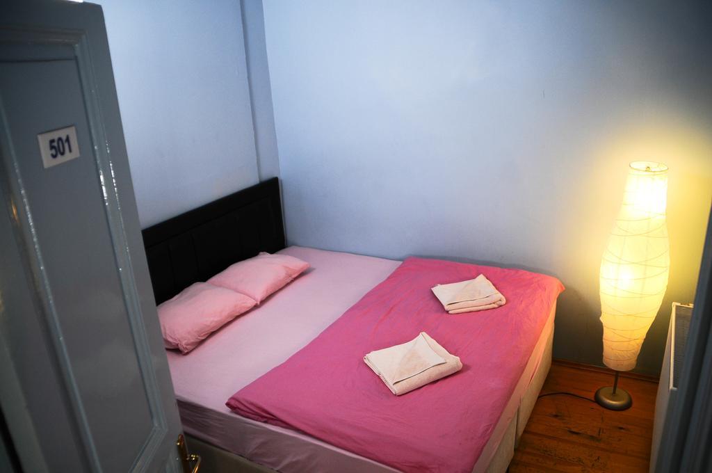 Galata West Hostel Estambul Habitación foto